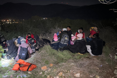 Kuşadası'nda 23 düzensiz göçmen ve 1 organizatör yakalandı