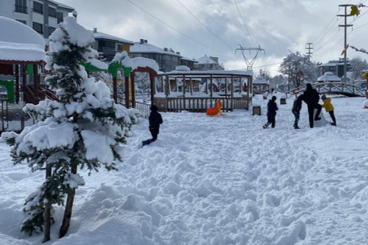 Bolu’da 4 ilçede kar tatili