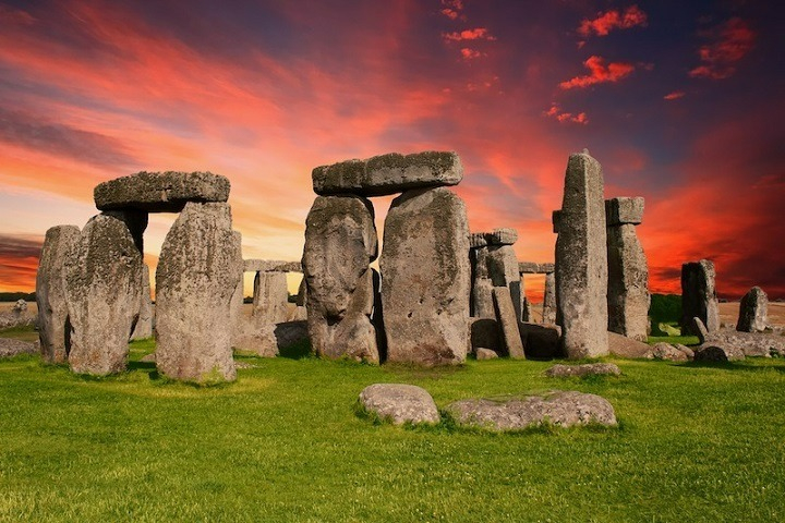 Stonehenge, Birleşik Krallık