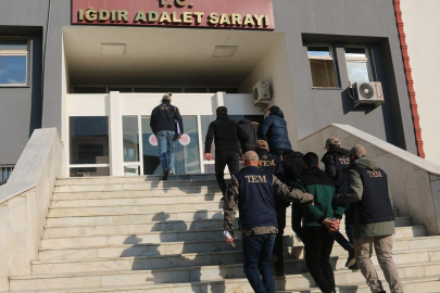 AK Parti Iğdır İl Başkanlığı'na molotofkokteyli ile saldırı: 2 tutuklama