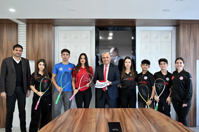 Antalya Muratpaşa Belediyesi, squash'ta adından söz ettiriyor