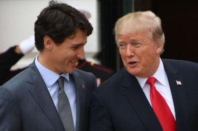 Trump, Kanada Başbakanı Trudeau'ya tekrar "vali" şeklinde hitap etti