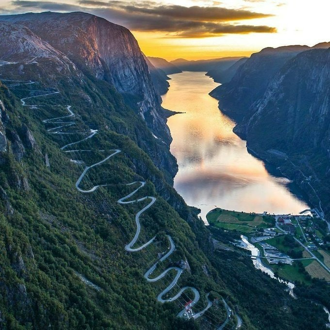 Lysevegen Yolu, Norveç