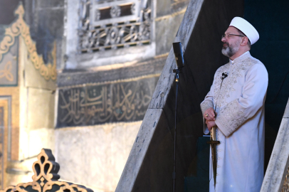 Diyanet İşleri Başkanı Erbaş, Ayasofya Camii'nde hutbe okudu