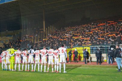 Kupada turlayan Göztepe, rotayı yeniden lige çevirdi