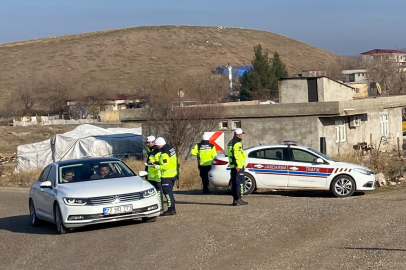 Diyarbakır'da iki aile arasında silahlı kavga: 5 yaralı