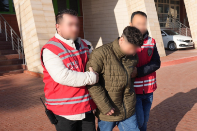 Isparta’da hırsızlık ve yaralama suçundan araması olan 2 şahıs yakalandı