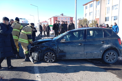 Kars Sarıkamış'taki trafik kazasında 2 kişi yaralandı