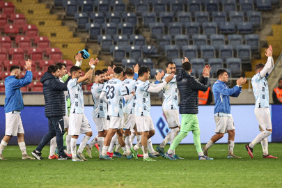 Adana Demirspor, gençleriyle Hatayspor'u 3-1 yendi