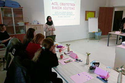 Düzce'de eğitimi tamamlayan sağlık personeli belgesini aldı