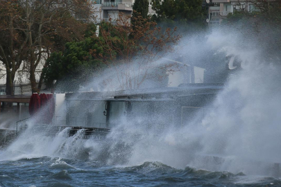 5 ile sarı uyarı: Yıkıp geçecek