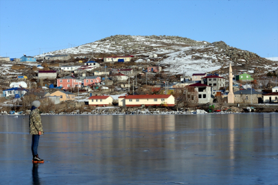 Ağrı, Kars ve Ardahan'da sulak alanlar buz tuttu