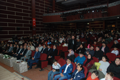 "Modern Çağın Sorunu Baba Yoksunluğu" konferansına yoğun ilgi