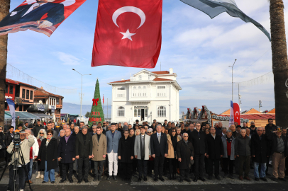 Mudanya'da İsmet İnönü anıldı