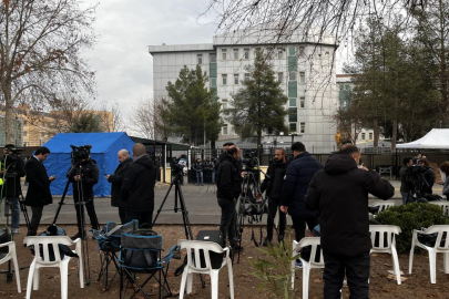 Narin cinayeti davasına yoğun ilgi: Basın mensupları nöbet tutuyor