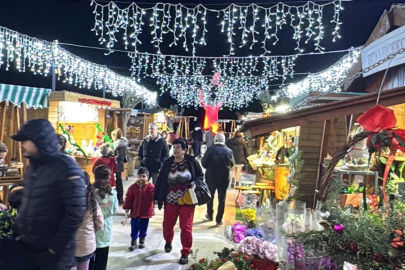 Aydın Kuşadası'na yeni yıl erken geldi