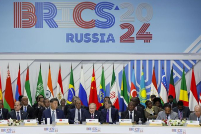 Dokuz ülke BRICS'e 'ortak devlet' statüsünde katılacak