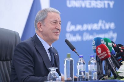  Hulusi Akar'dan Bursa'da '3. Dünya Savaşı' mesajı: “Savaş ortamına girdiğimizi bilmemiz lazım”