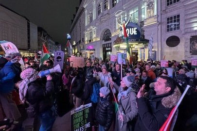 İsrail'in Gazze'deki saldırıları Londra'da protesto edildi