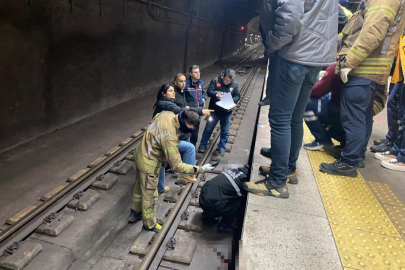 Marmaray'da tren raylarına atladı! Hayatını kaybetti