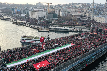 2025'in ilk gününde İstanbul'da büyük yürüyüş