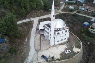 Savaştan kaçıp sığındığı Türkiye'de cami yaptırdı