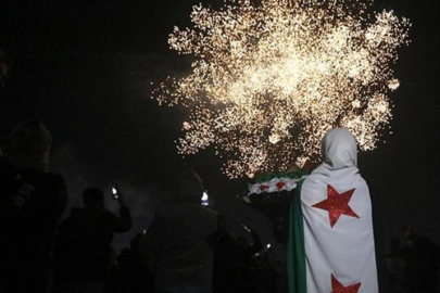 Suriye'de çifte kutlama! Şam'da hem yeni dönem hem yeni yıl kutlandı