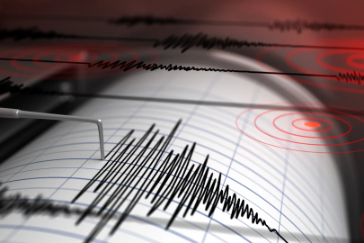 Antalya'da korkutan deprem!