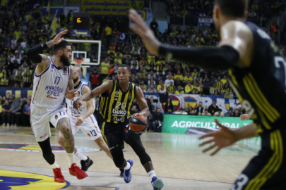 Euroleague'de Türk derbisini Fenerbahçe kazandı