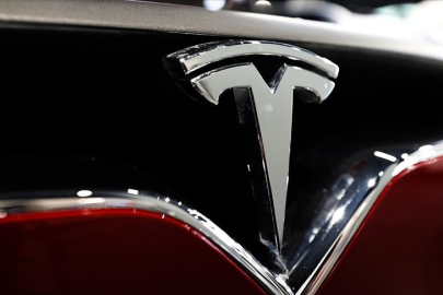 Tesla'nın satışları 2024'te ilk kez düşüş gösterdi