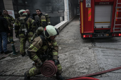 Tekirdağ'da bir ev yandı: 3 kişi hastaneye kaldırıldı