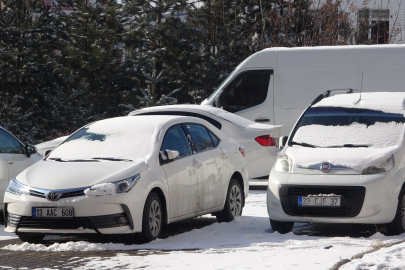 Bitlis'te 42 köy yolu ulaşıma kapandı