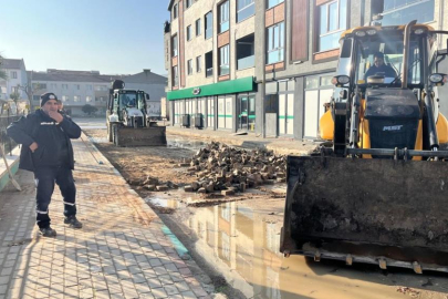 Gemlik Belediyesi'nden asfalt ve kaldırım atağı