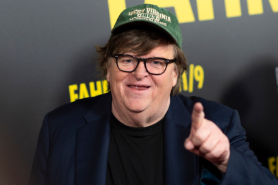 Yönetmen Michael Moore, Gazze'deki soykırımın güçlü propagandayla gizlendiğini söyledi