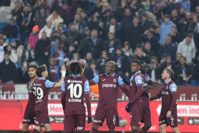 Trabzonspor kupada Alanyaspor'u 3 golle geçti