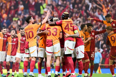 Galatasaray bir kez daha Avrupa'nın zirvesinde!