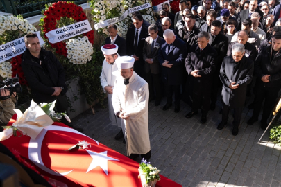 Usta yazar ve senarist Selim İleri son yolculuğuna uğurlandı