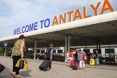 Antalya'da gurbetçi turist sayısı 1 milyonu aştı