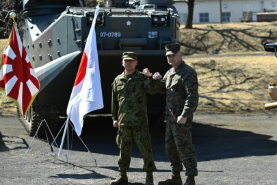 İngiltere ve Japonya askeri tatbikat yaptı