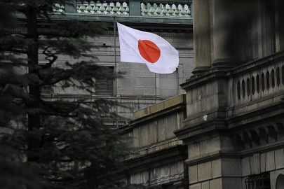 Japonya'da 9 milyon doları çalınan banka yöneticilerin maaşını kesti!