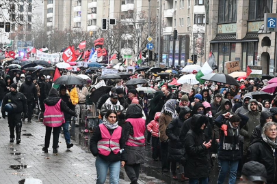 Almanya’da binlerce kişi Filistin’e destek verdi