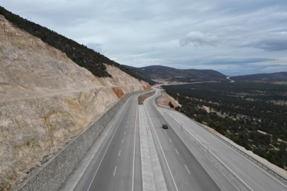 Korkuteli-Elmalı yolu bugün açılıyor