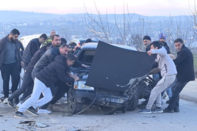 Bursa'da kafa kafaya çarpıştılar! Ortalık savaş alanına döndü