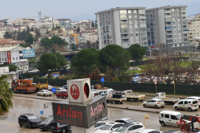 Bursa’da sağanak yağış hayatı olumsuz etkiledi