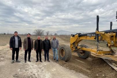 Denizli'de üreticiler için arazi yolları bakıma alındı