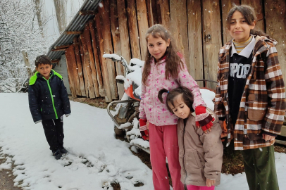 Adana'nın yüksek kesimlerinde kar yağışı etkili oldu