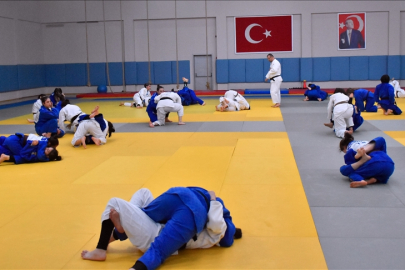 Genç Kadın Judo Milli Takımı yeni sezona hazırlanıyor