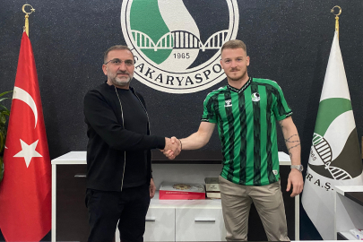 Sakaryaspor yeni transferini duyurdu