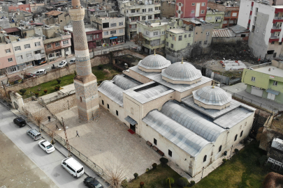 Siirt'teki 9 asırlık cami yıllara meydan okuyor