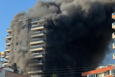 Antalya’da otel inşaatında yangın! İşçiler alevler arasında kaldı